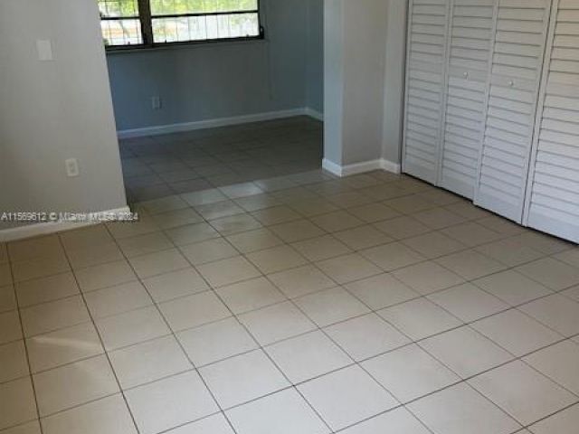 Home for rent at 3609 SW 17th St 3609 - photo 5275796
