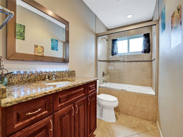 Home for sale at 2031 N 55th Ave - photo 5279498