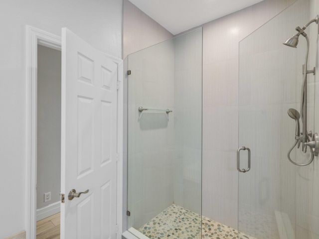 Home for sale at 4220 NE 5th Avenue - photo 5302114