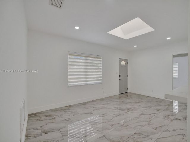 Home for sale at 1102 NE 117th St - photo 5288528
