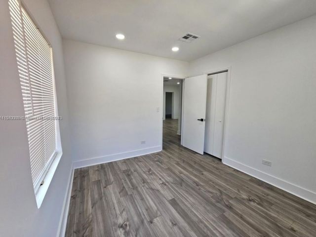 Home for rent at 118 NE 116th St - photo 5277417