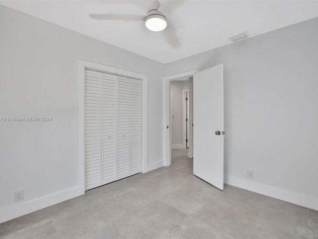 Home for rent at 1000 SW 19th St - photo 5282973