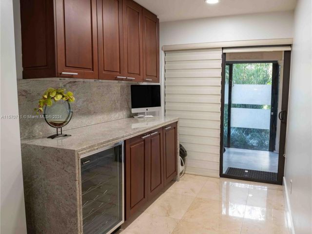 Home for rent at 4957 NW 93rd Doral Pl . - photo 5280930