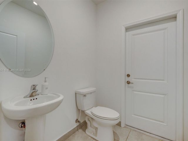 Home for sale at 11871 SW 242nd Ter - photo 5283017