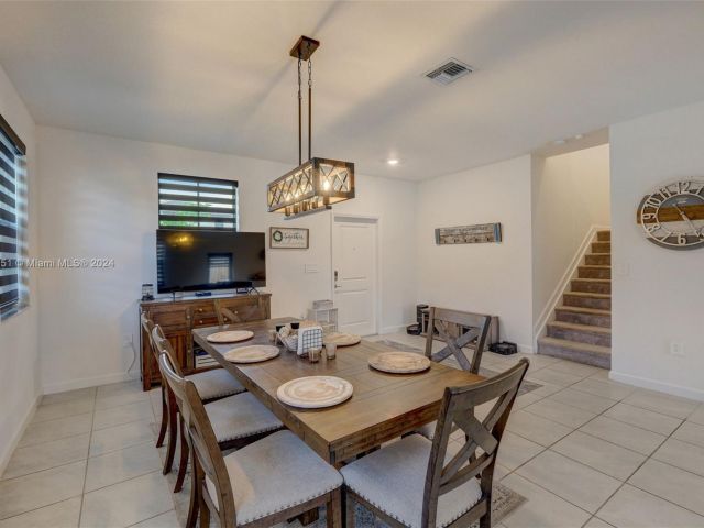 Home for sale at 11871 SW 242nd Ter - photo 5283026