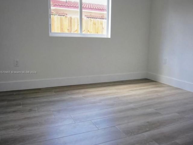Home for rent at 3119 SW 25th St - photo 5283898