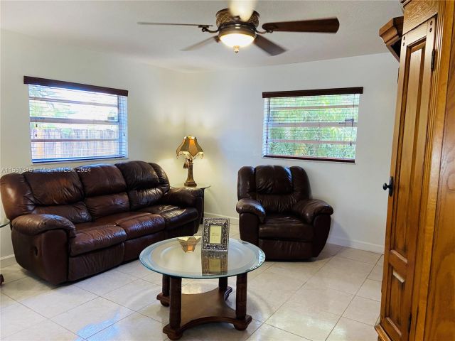 Home for rent at 17425 SW 108th Ct - photo 5424614