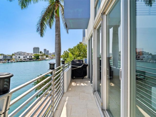 Home for sale at 155 N Shore Dr 2 - photo 5284241