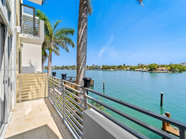 Home for sale at 155 N Shore Dr 2 - photo 5284253