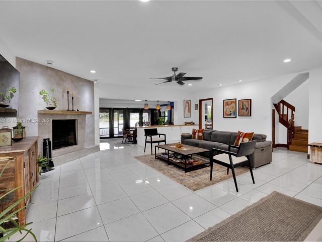 Home for sale at 6420 SW 50th St - photo 5289381