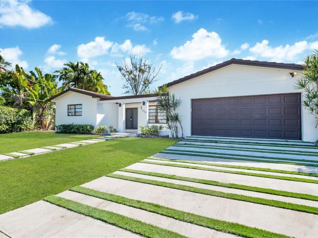 Home for sale at 9720 SW 22nd St - photo 5292728