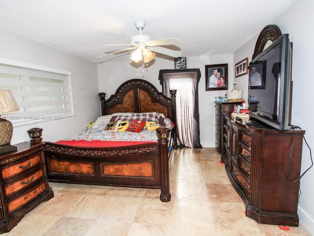 Home for sale at 10760 SW 28th St - photo 5441653