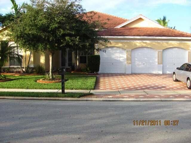 Home for rent at 15957 SW 16 Street - photo 5286241