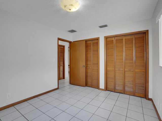 Home for sale at 1311 SW 32 Street - photo 5299157