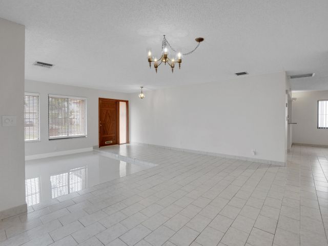 Home for sale at 1311 SW 32 Street - photo 5299166
