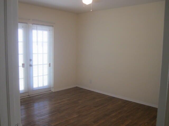 Home for rent at 1019 Windsor Avenue - photo 5290866