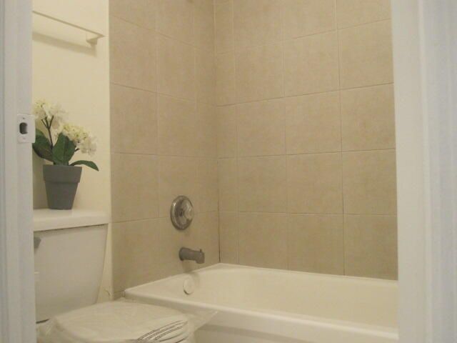 Home for rent at 1019 Windsor Avenue - photo 5290878