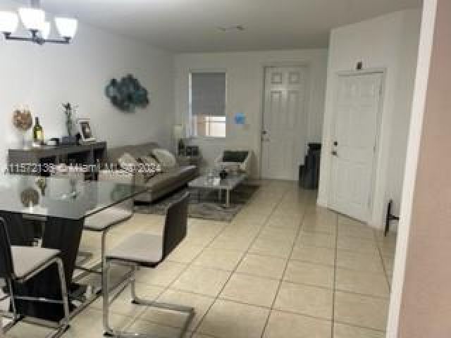 Home for rent at 11236 NW 87th St - photo 5295161