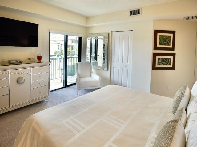Home for sale at 8321 Central Park Blvd 8321 - photo 5288175