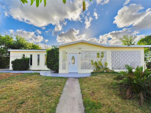 Home for sale at 16030 NW 18th Ct - photo 5417107