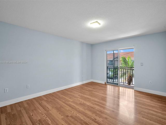 Home for rent at 14311 SW 96th St 303 - photo 5295810