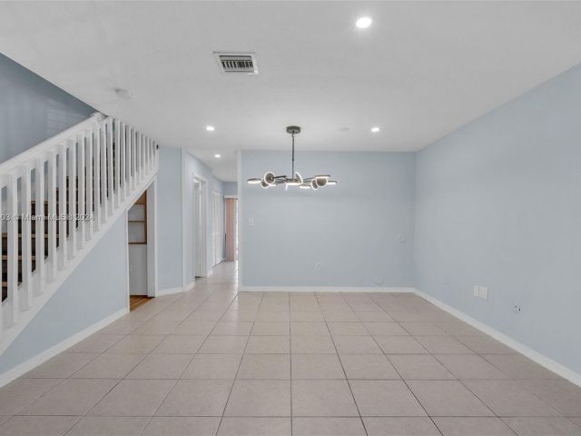 Home for rent at 14311 SW 96th St 303 - photo 5295823