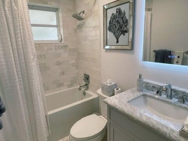 Home for rent at 301 SW 8th Terrace - photo 5301538