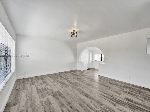 Home for sale at 1161 NW 15th St - photo 5293410