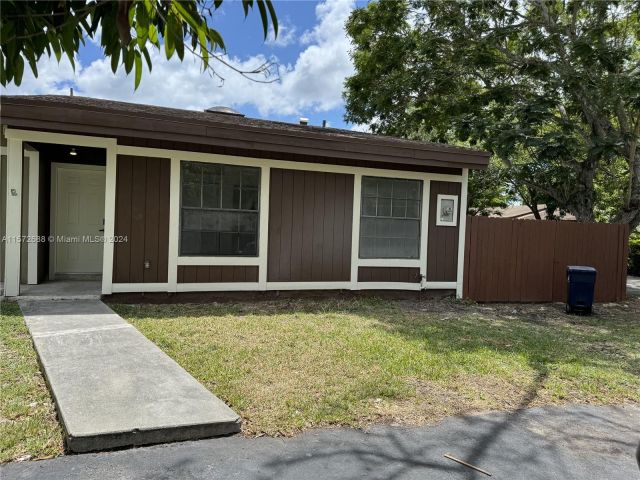 Home for sale at 13433 SW 101st Ln n/a - photo 5326692