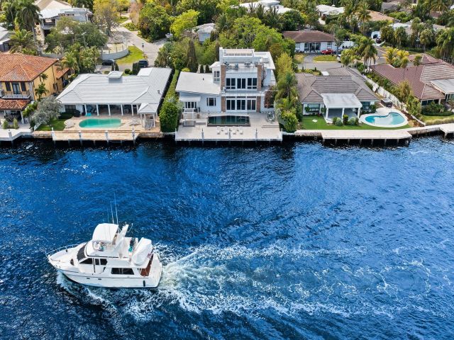 Home for sale at 2110 Intracoastal Dr - photo 5297819