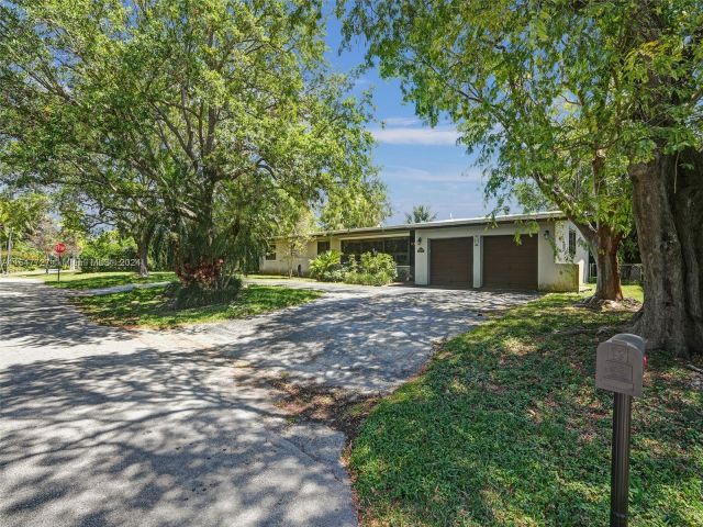 Home for sale at 9200 SW 125th Ter - photo 5307949