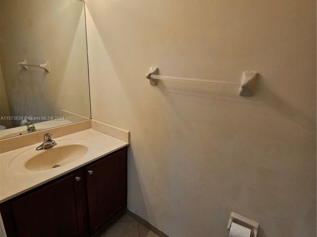 Home for rent at 24041 SW 114th Pl 24041 - photo 5311631