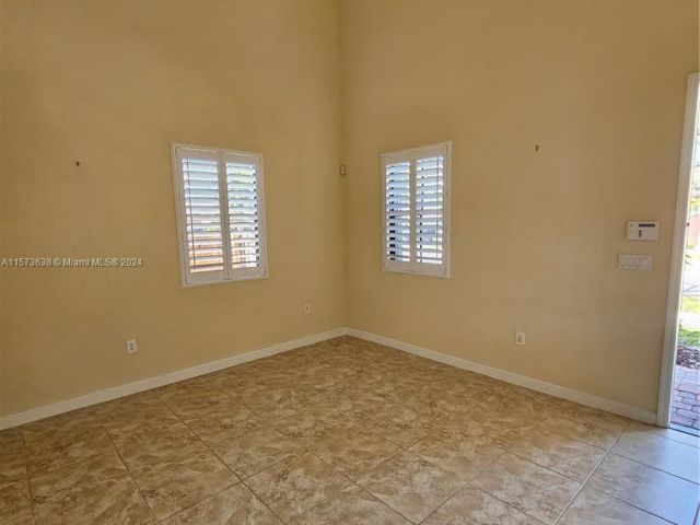 Home for rent at 24041 SW 114th Pl 24041 - photo 5311642
