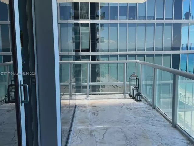 Apartment for rent  Unit #2008 - photo 5560374