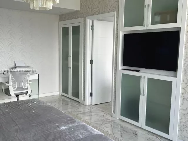 Apartment for rent  Unit #2008 - photo 5560343