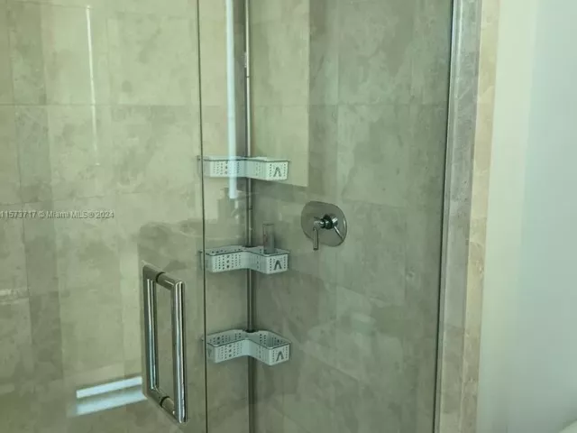 Apartment for rent  Unit #2008 - photo 5560347