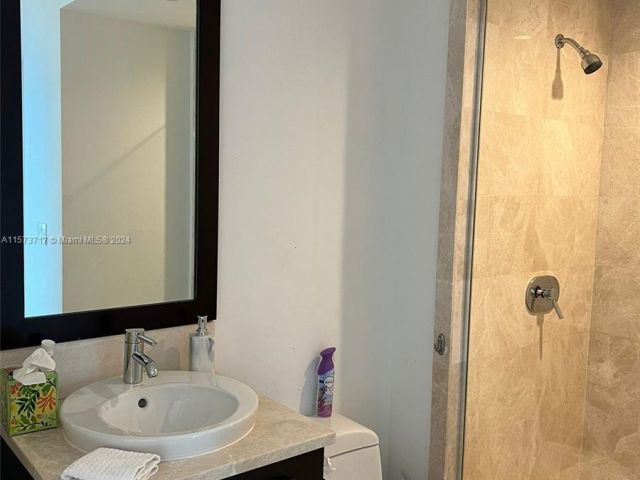 Apartment for rent  Unit #2008 - photo 5560359