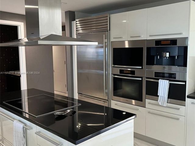 Apartment for rent  Unit #2008 - photo 5560362