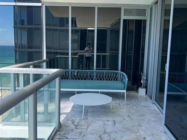 Apartment for rent  Unit #2008 - photo 5560370