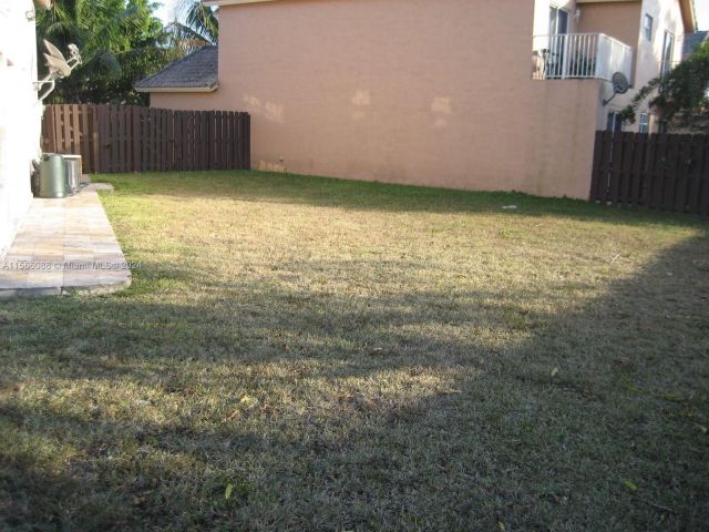 Home for rent at 5316 SW 153 CT - photo 5308903