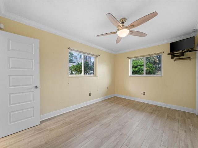 Home for sale at 370 SE 7th St - photo 5362998