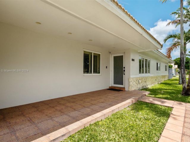 Home for rent at 10841 SW 127th St - photo 5308866