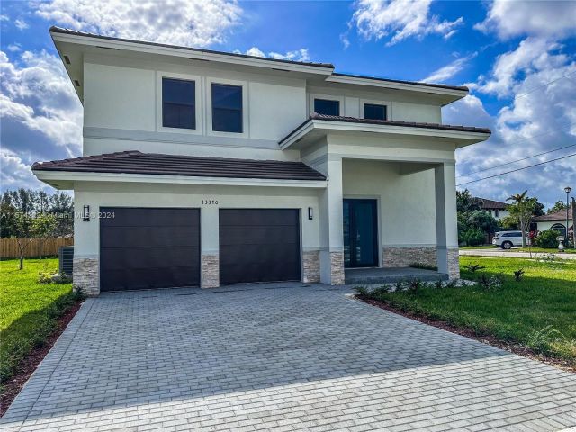 Home for sale at 13370 SW 197th Ter - photo 5309668