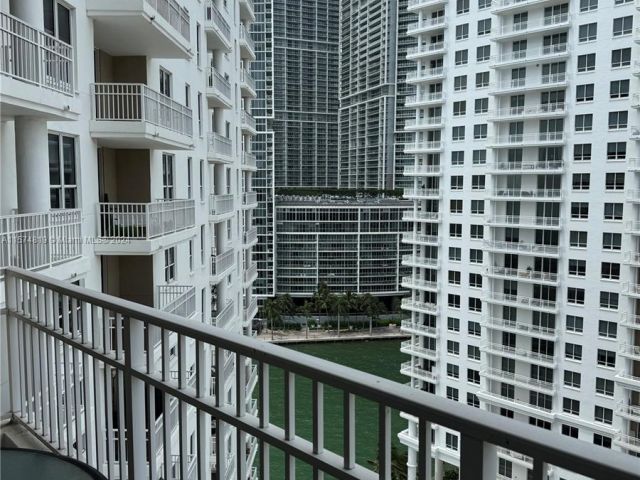 Apartment for rent  Unit # - photo 5315404