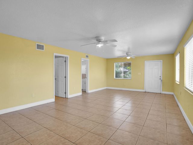 Home for sale at 424 SW 64th Court - photo 5312680