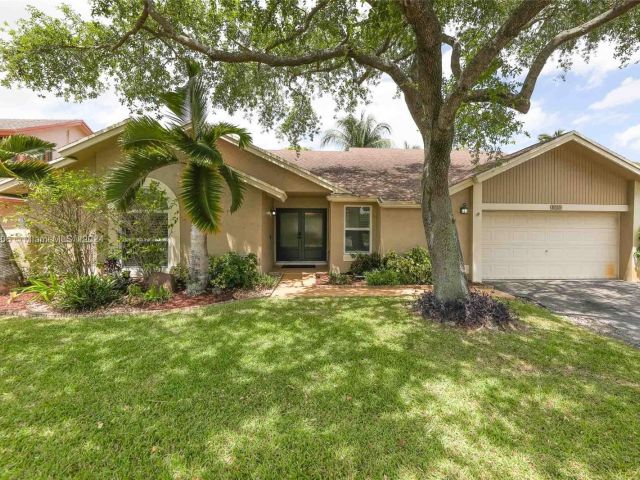 Home for sale at 8765 SW 56th Pl - photo 5317081