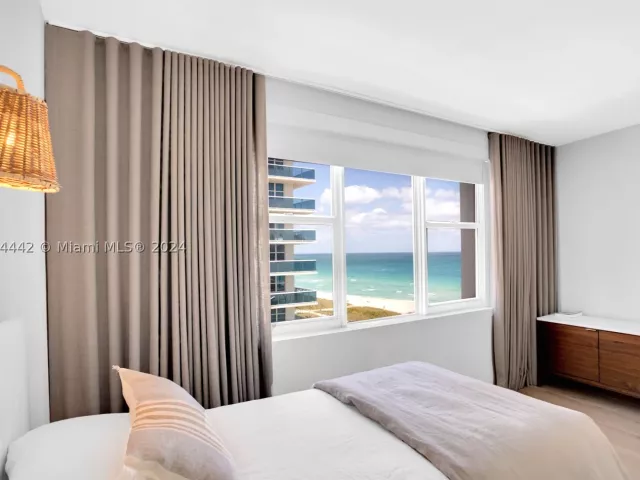 2-bedroom condo for sale in Surfside - 9195 Collins Ave 903 - MondialRealty
