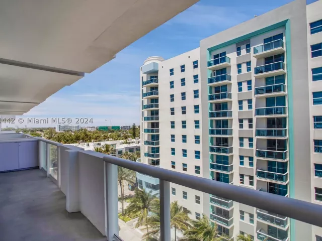 2-bedroom condo for sale in Surfside - 9195 Collins Ave 903 - MondialRealty