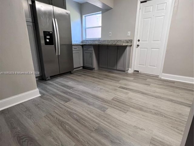 Home for rent at 13585 NW 5th Ave 0 - photo 5317309