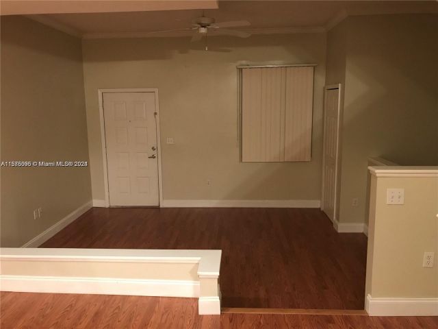 Home for rent at 2945 NE 185th St 1404 - photo 5322127